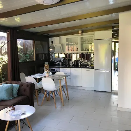 Atos With Private Garden Vila